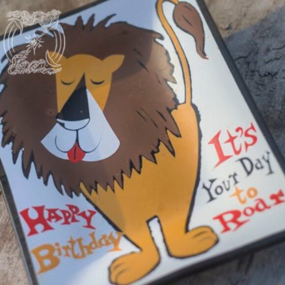1970s HOUZE ART Smoked Glass Lion Birthday Tray | Leo Cartoon Decoration - Picture 1 of 4